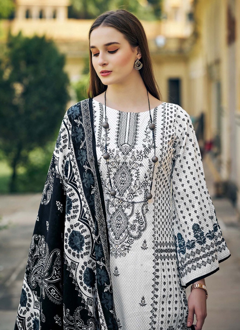 Designer floral printed kurta set in White