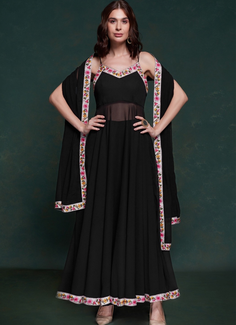 Designer sleeves less anarkali kurta set in black