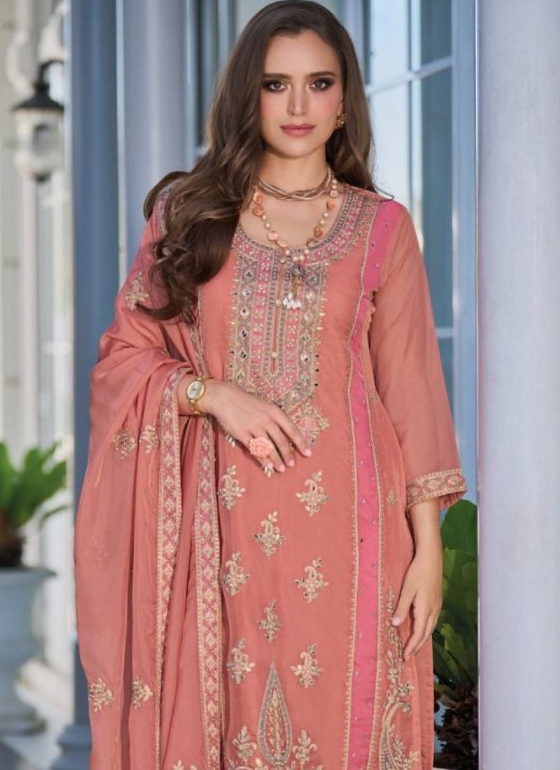 Exquisite heavy organza kurta pant set in peach