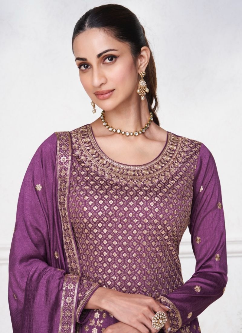 Stunning zari embroidered salwar suit & dupatta in purple