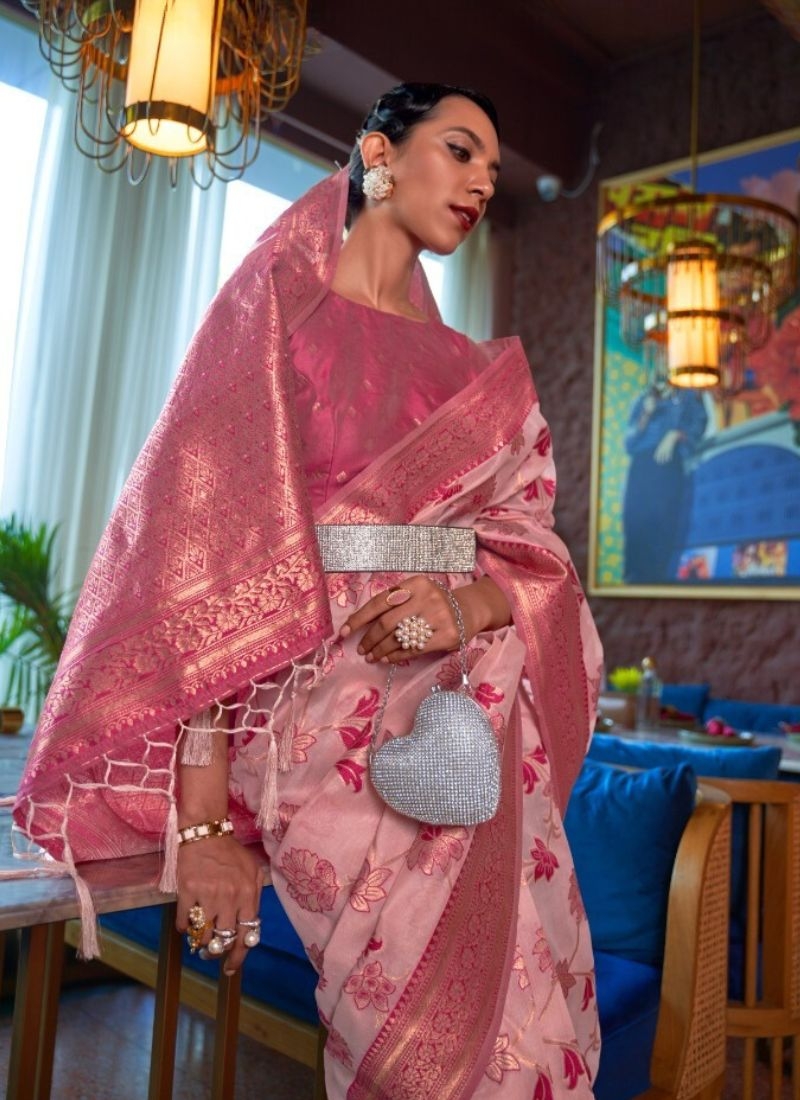 Exquisite zari weaving silk saree in pink