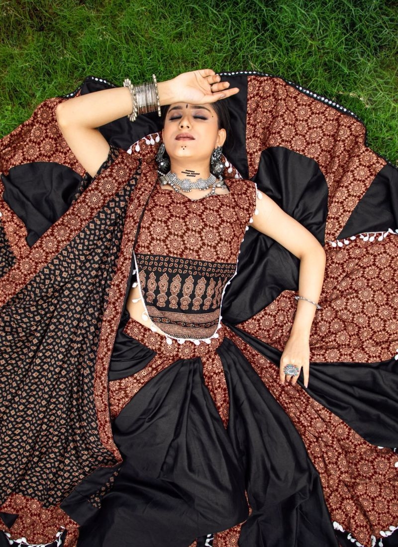 Designer hand printed pure cotton lehenga choli in black