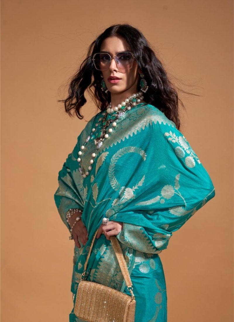 Beautiful georgette handloom weaving saree in light blue