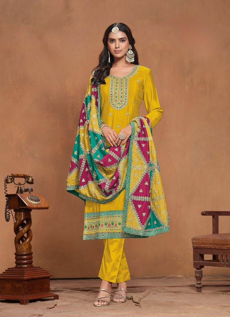 Designer patch-crafted chinon silk kurta pantsuit in yellow