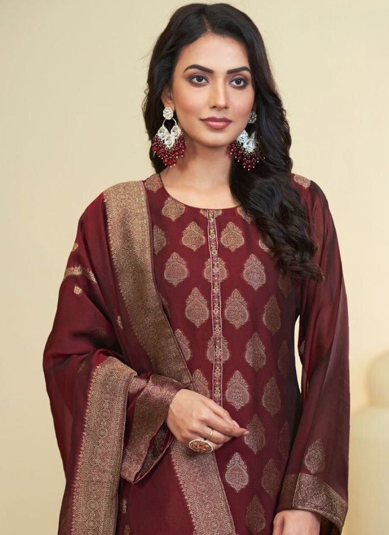 Beautiful jacquard printed silk kurta pantsuit in maroon