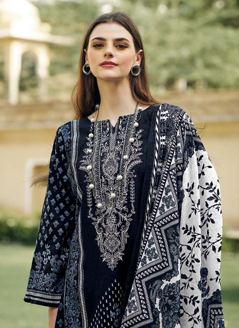 Designer floral printed kurta set with hand block work in Black