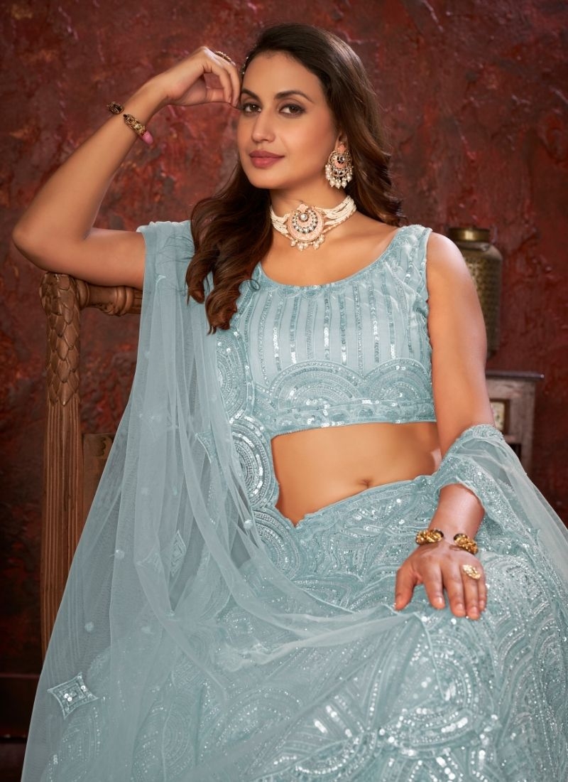 Mauve shadow geometric patterned bridal lehenga in blue