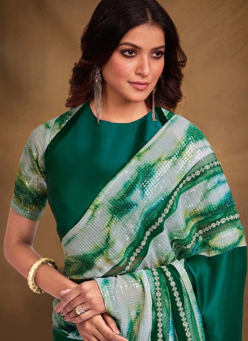 Exquisite Zari Jacquard Silk Saree in dark green with Satin Silk Blouse