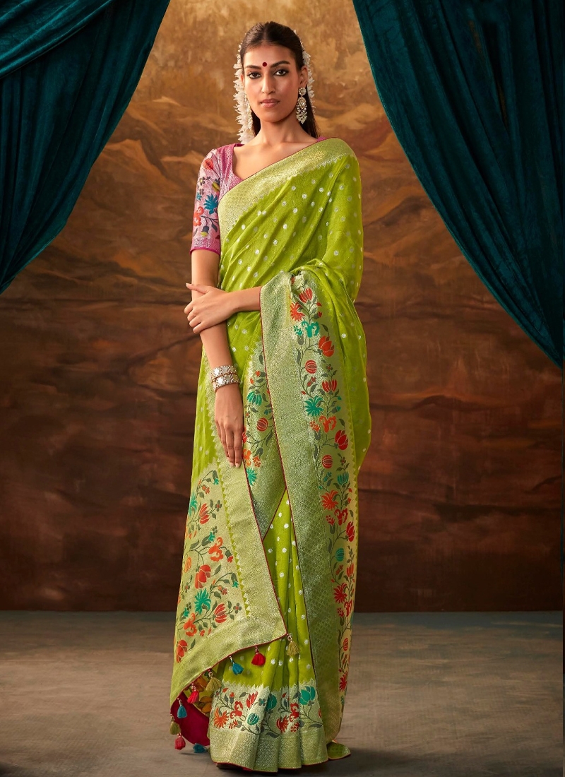 Viscose Banarasi dola silk saree in Light Green