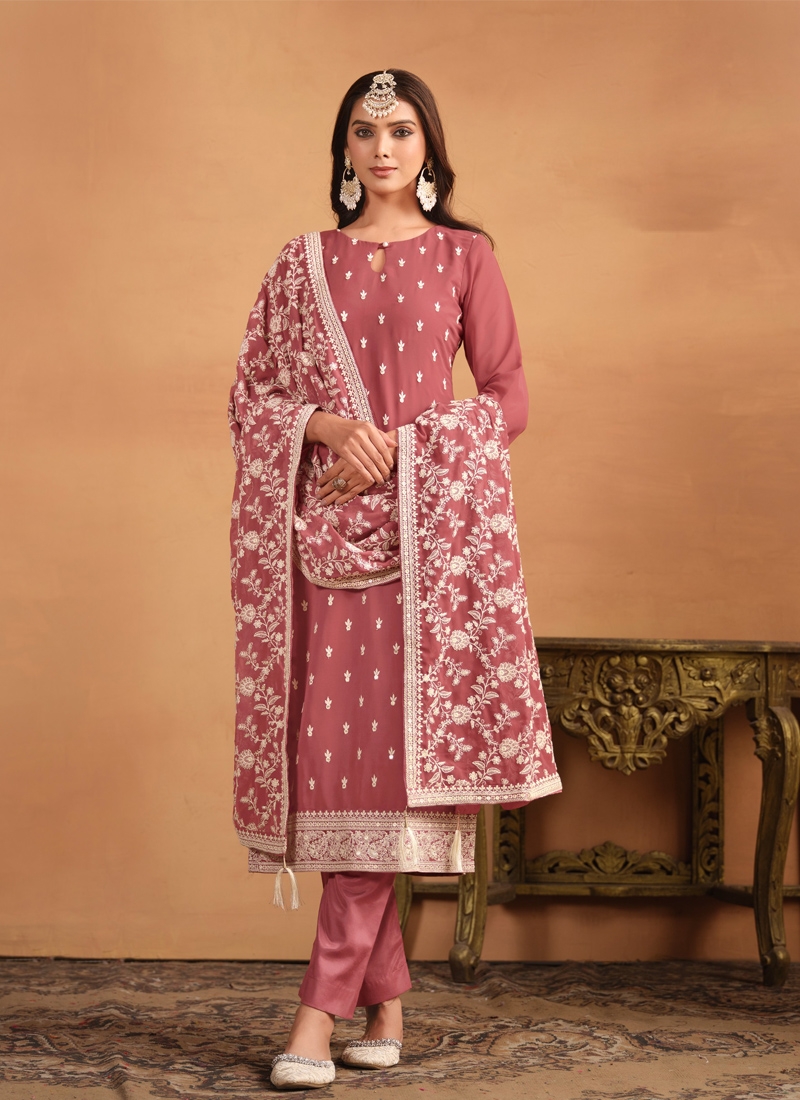 Heavy embroidered and designer kurta pant set in Dusky Pink