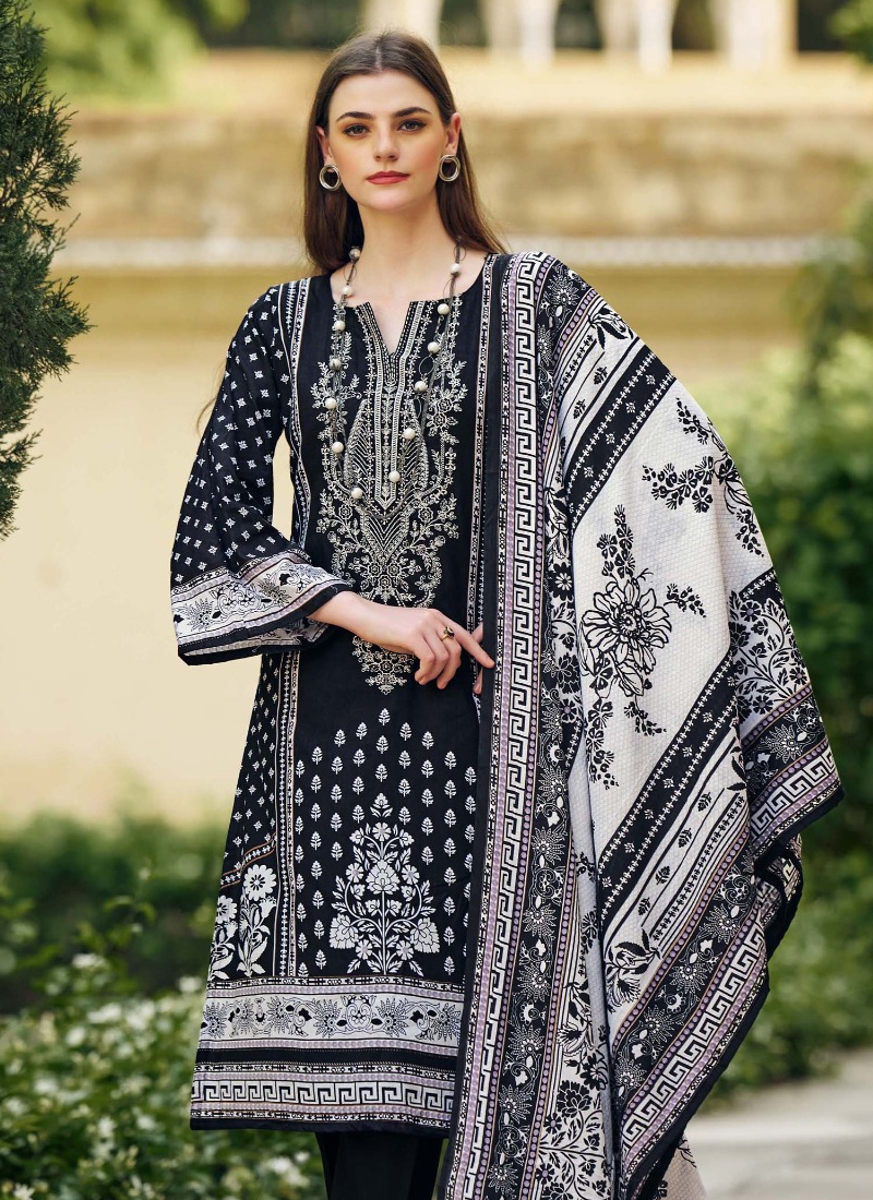 Designer floral printed kurta set with hand block work in Black