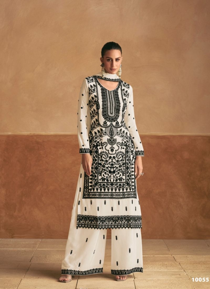 Women straight kurta with pant and dupatta in White