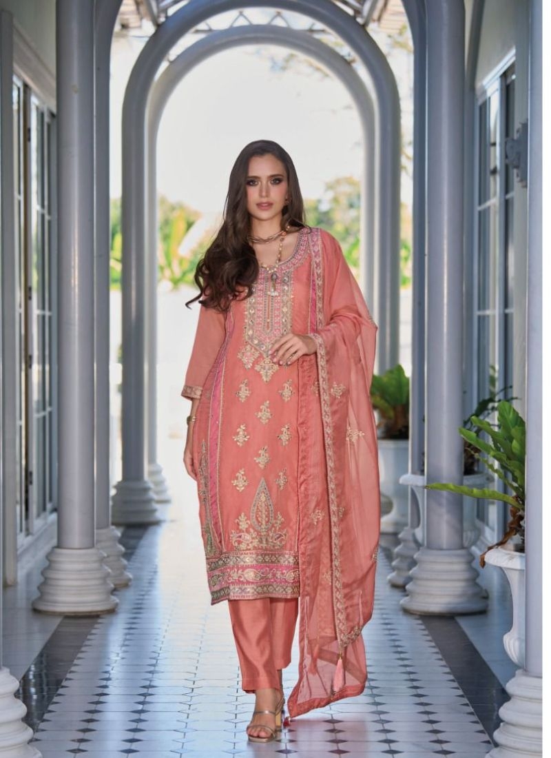 Exquisite heavy organza kurta pant set in peach