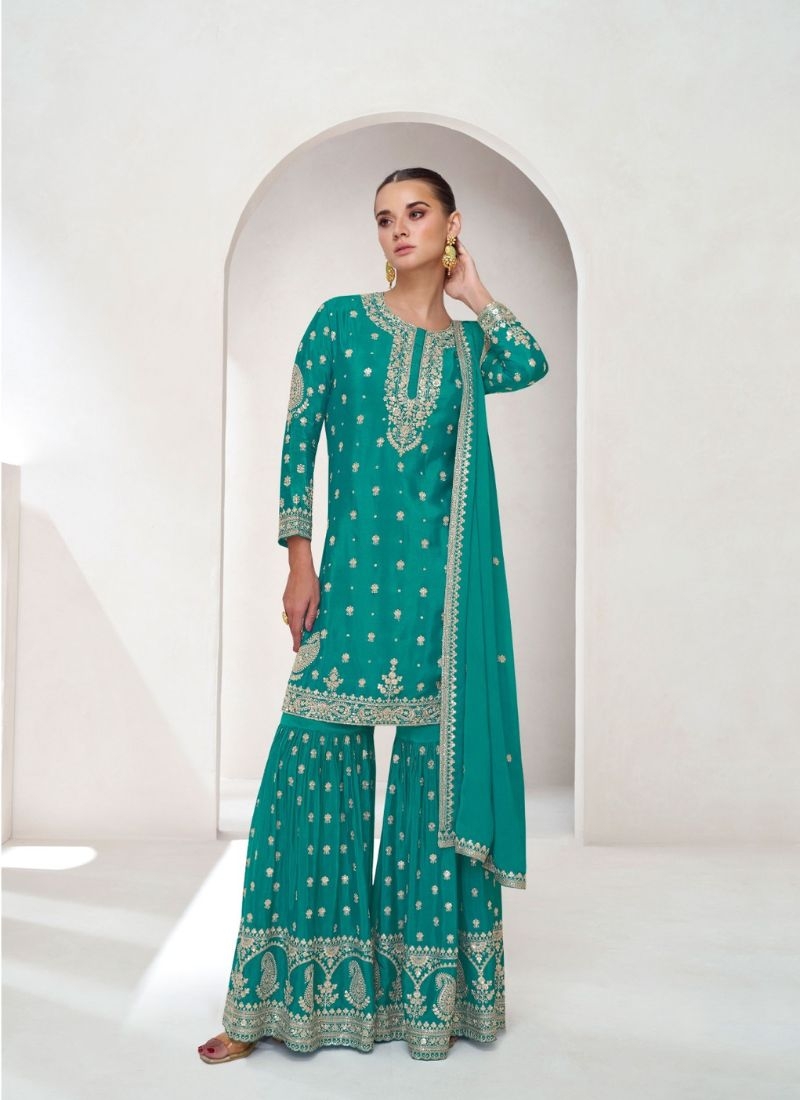 Trendy embroidered chinon palazzo suit in green