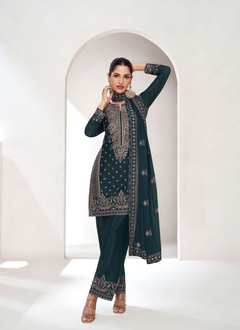 Trendy embroidered chinon palazzo suit in black