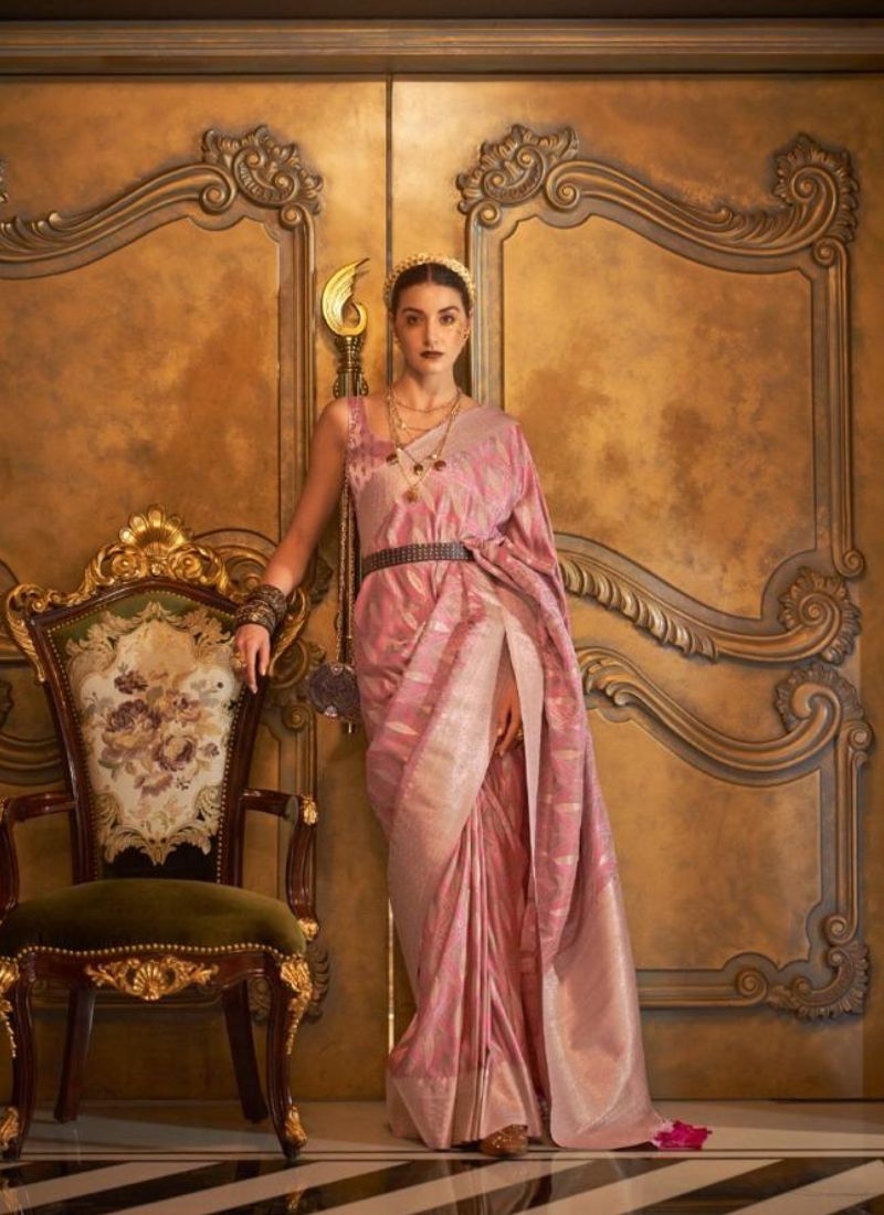 Beautiful handloom weaving silk saree in baby pink