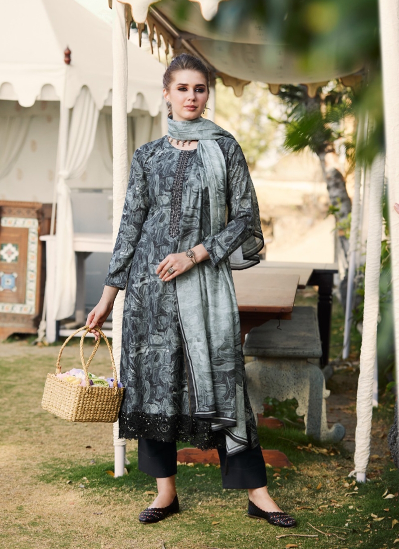 Pure Muslin Silk Digital Print Kurta Pant Set in Black