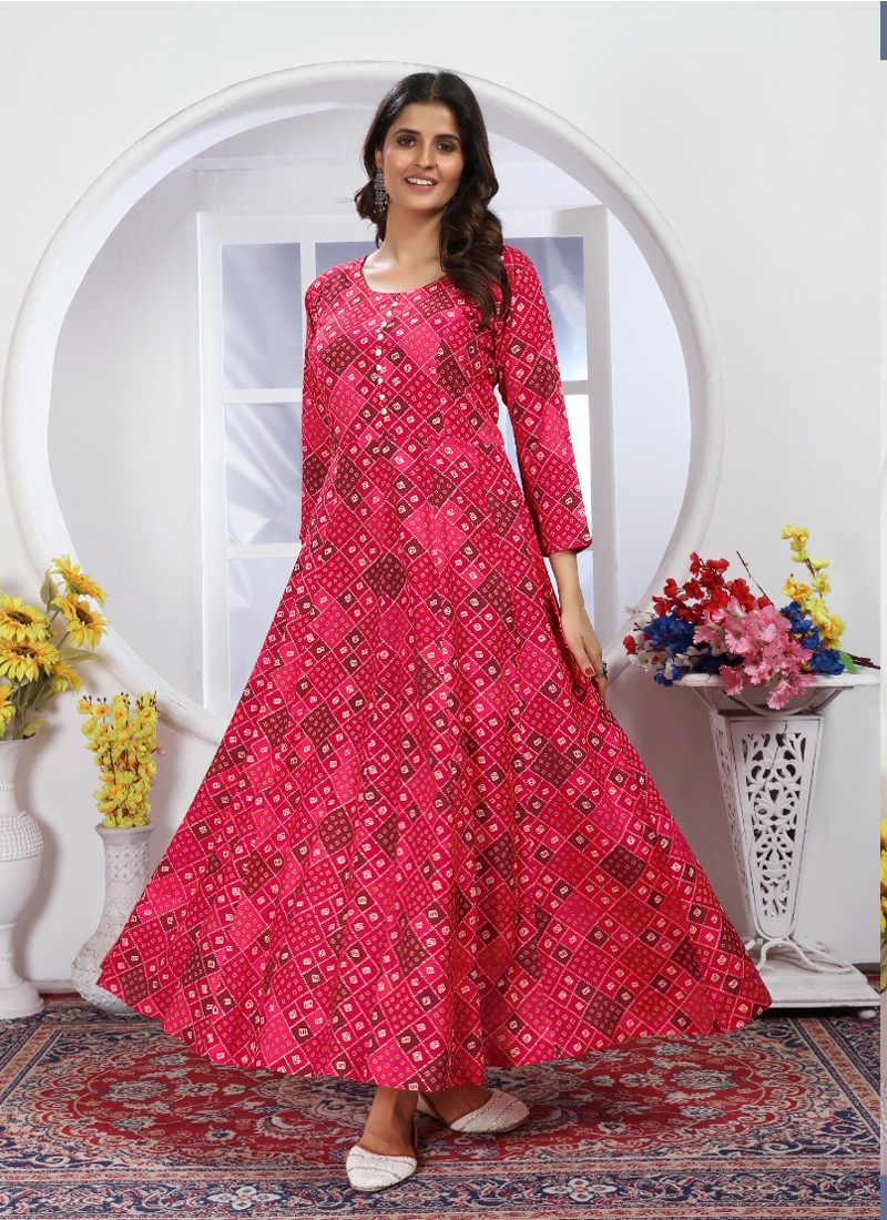 Stylish floral printed Anarkali suit set in Pink