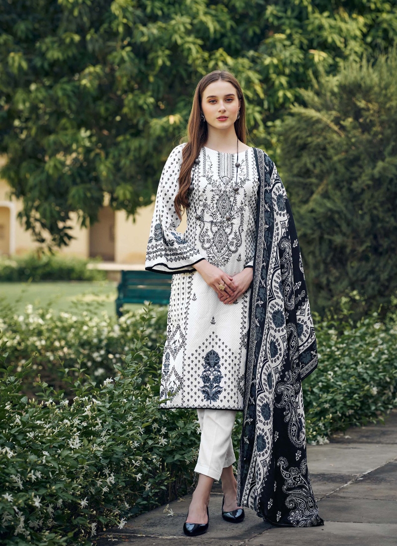 Designer floral printed kurta set in White