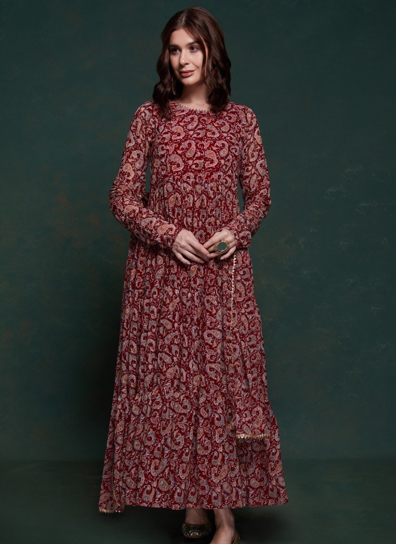 Designer sleeves less anarkali kurta set in maroon