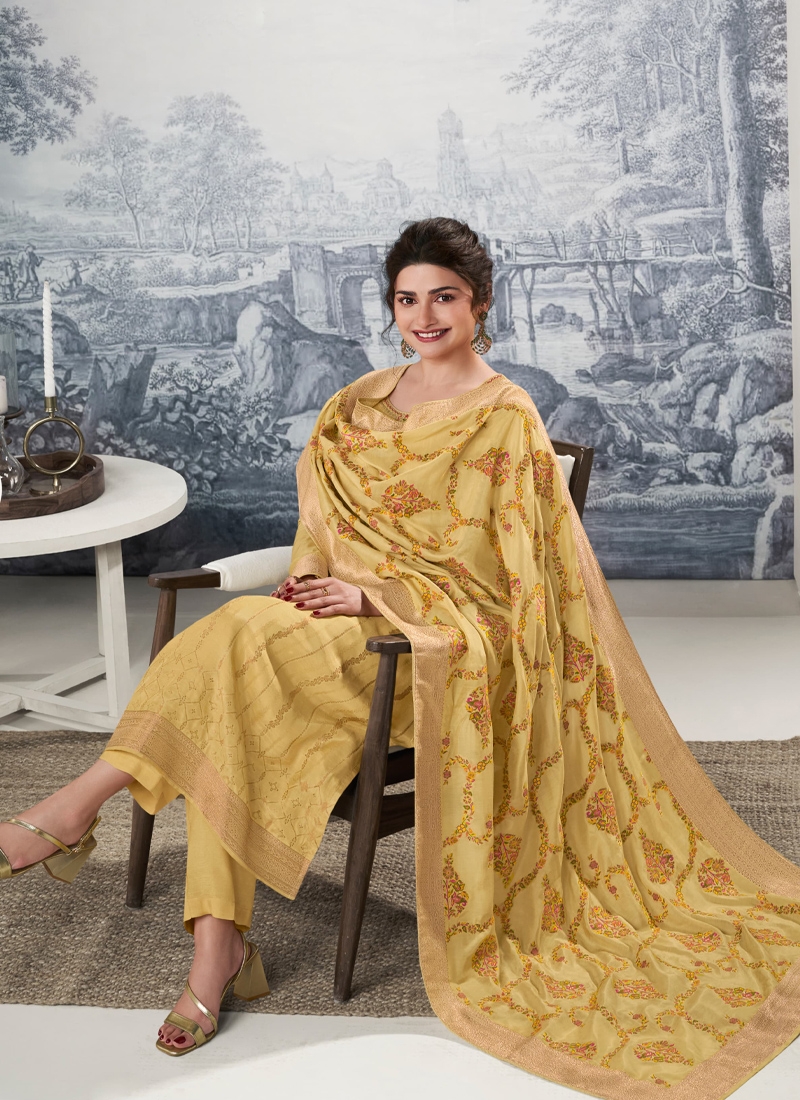 Stunning new jacquard border pant suit in yellow