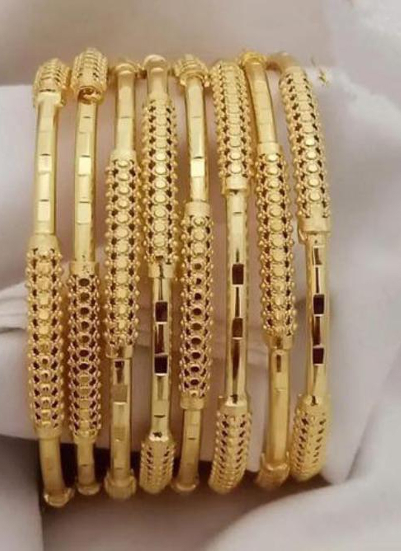 Stunning and traditional gold plated six bangles