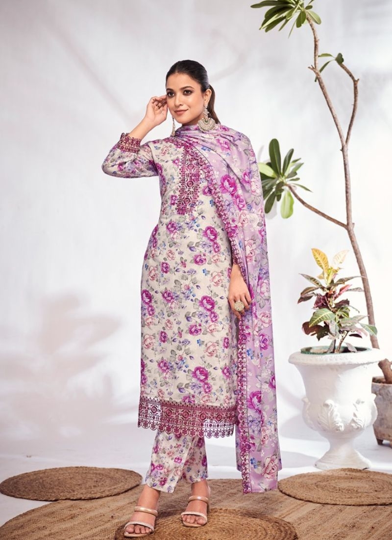 Beautiful floral printed kurta set in baby pink