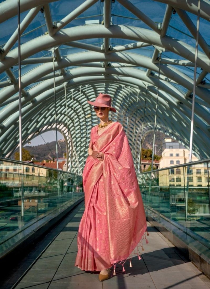 Exquisite handloom silk saree & blouse in pink