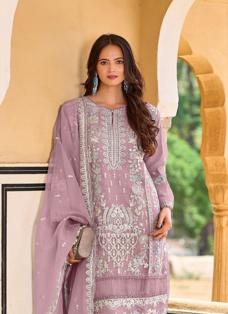 Stunning embroidered silk pantsuit & dupatta in light pink