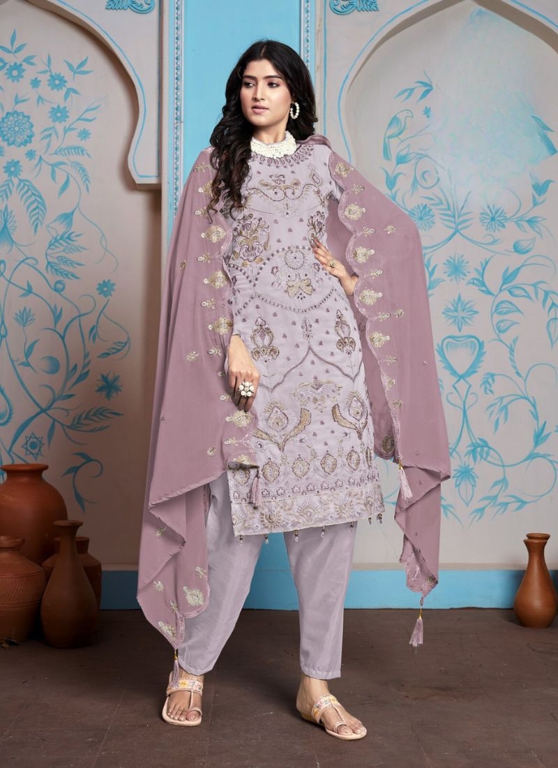 Designer embroidered georgette kurta pant suit in pink