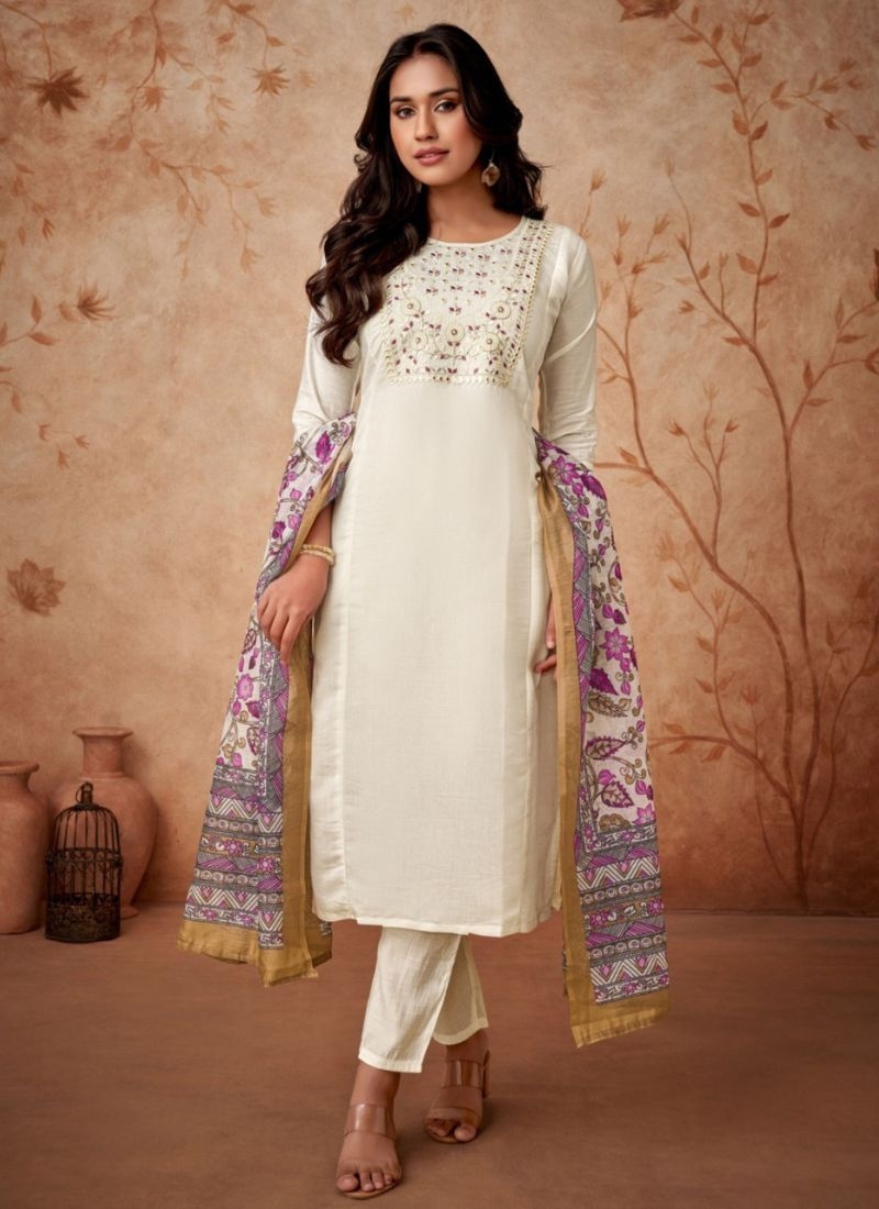 Beautiful jacquard printed Chinon kurta pant suit in cream