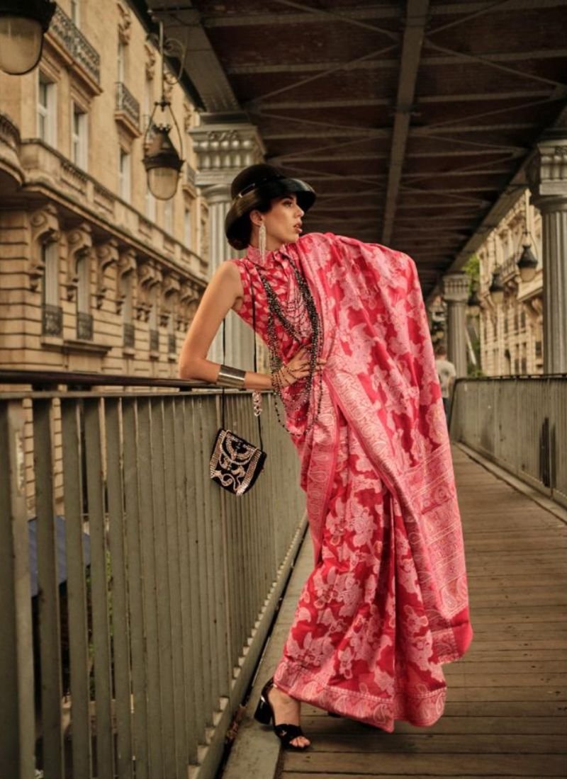 Stylish handwoven organza saree in pink