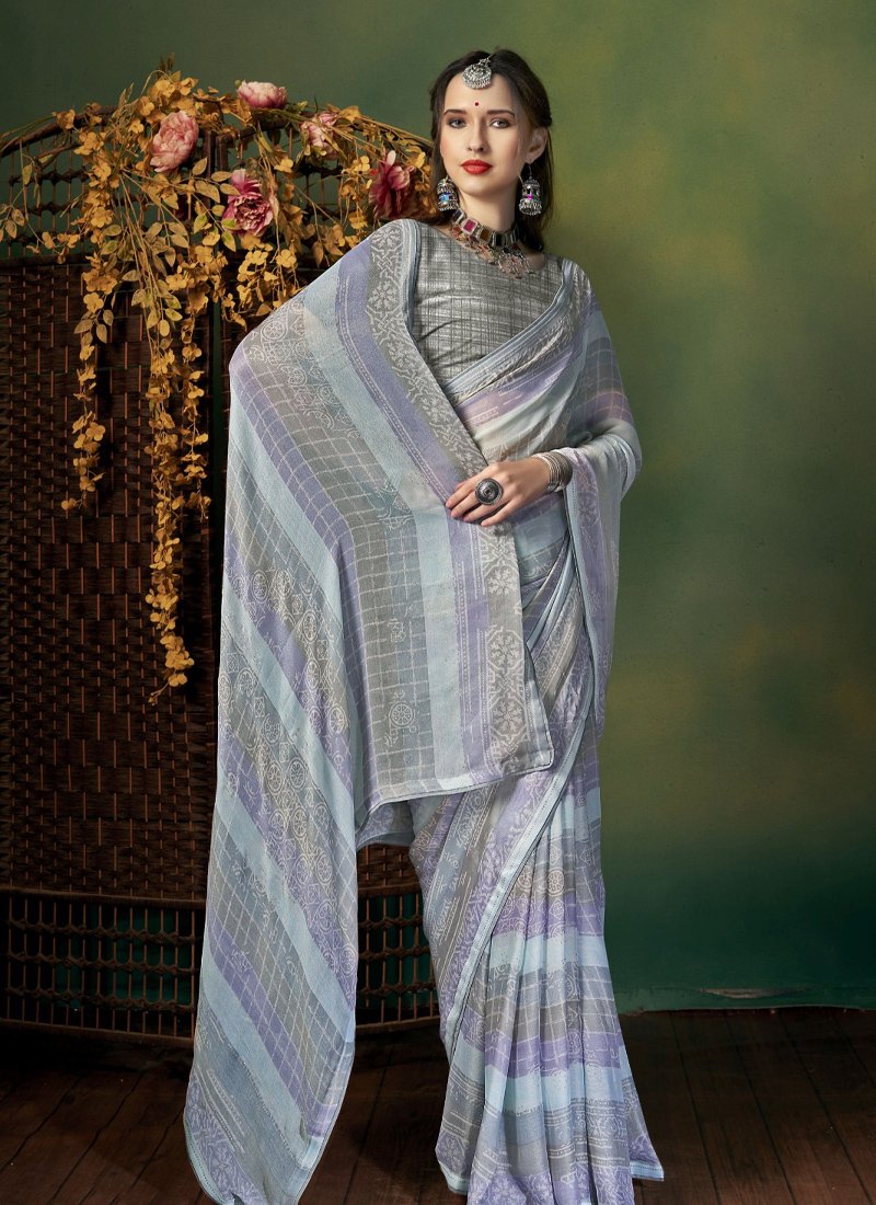 Elegant pattern worked georgette saree in light purple