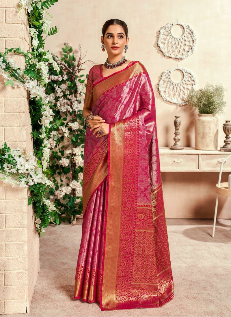 Stylish Zari woven handloom silk saree in pink