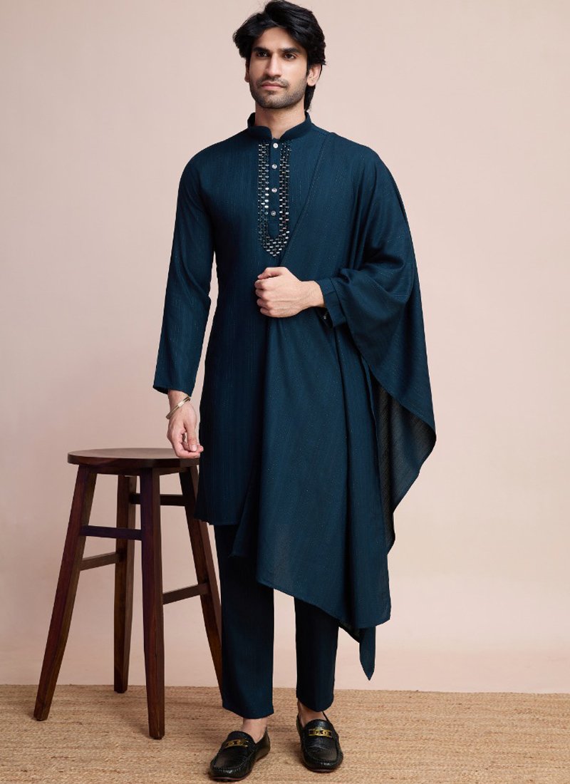 Traditional zari weaving viscose men's kurta set in royal blue