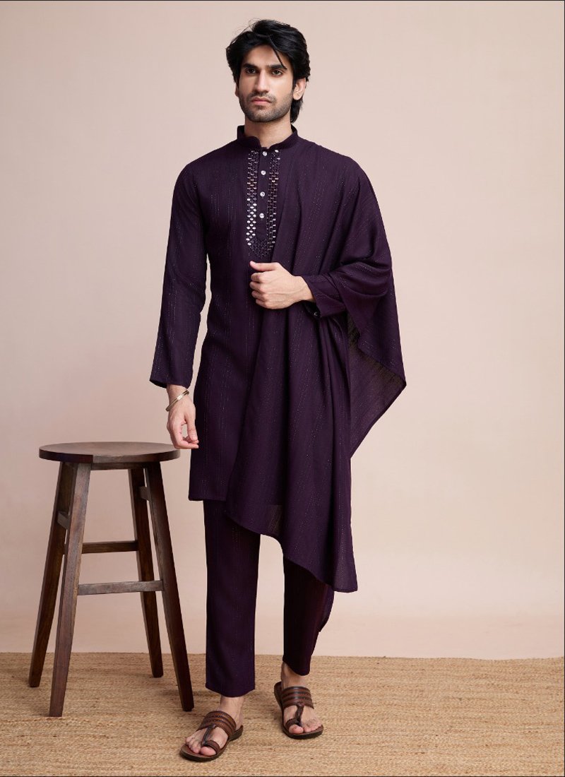 Traditional zari weaving viscose men's kurta set in violet