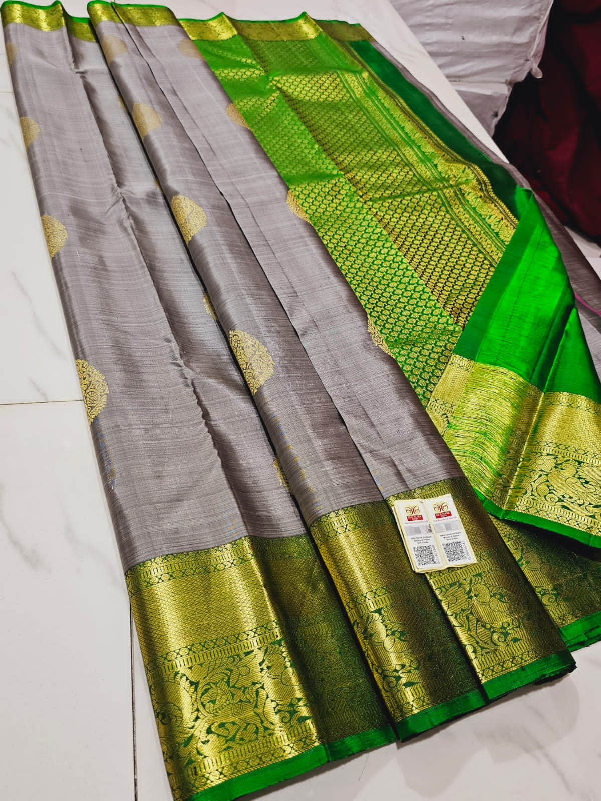 Kanchipuram Pure Handloom Silk Saree In Grey