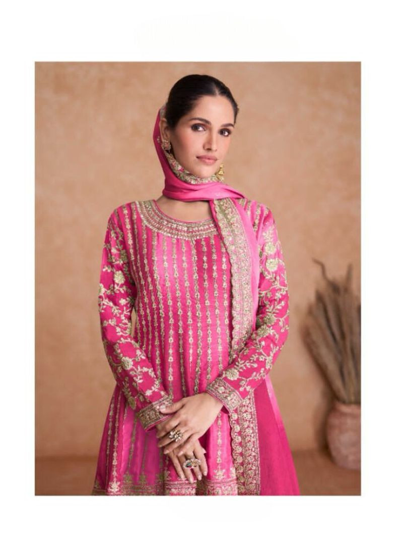 Embroidered Chinon Suit Set in Pink