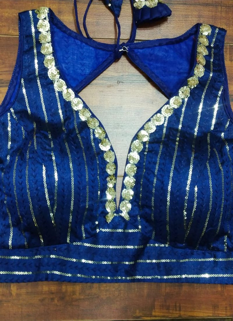 P Silk embroidery sequence Blouse in Blue
