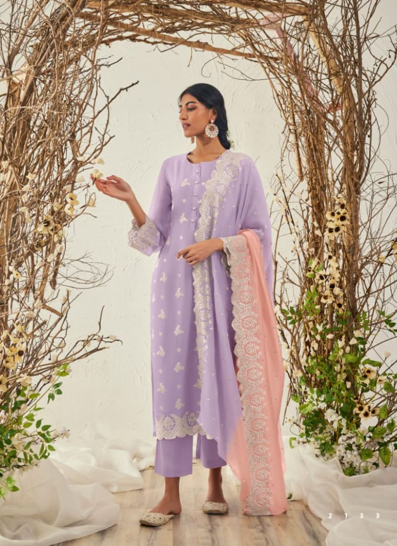 Zari Embroidery Suit Set in Lavender