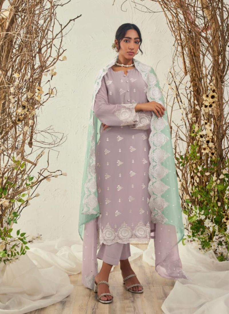 Zari Embroidery Suit Set in Peach Pink