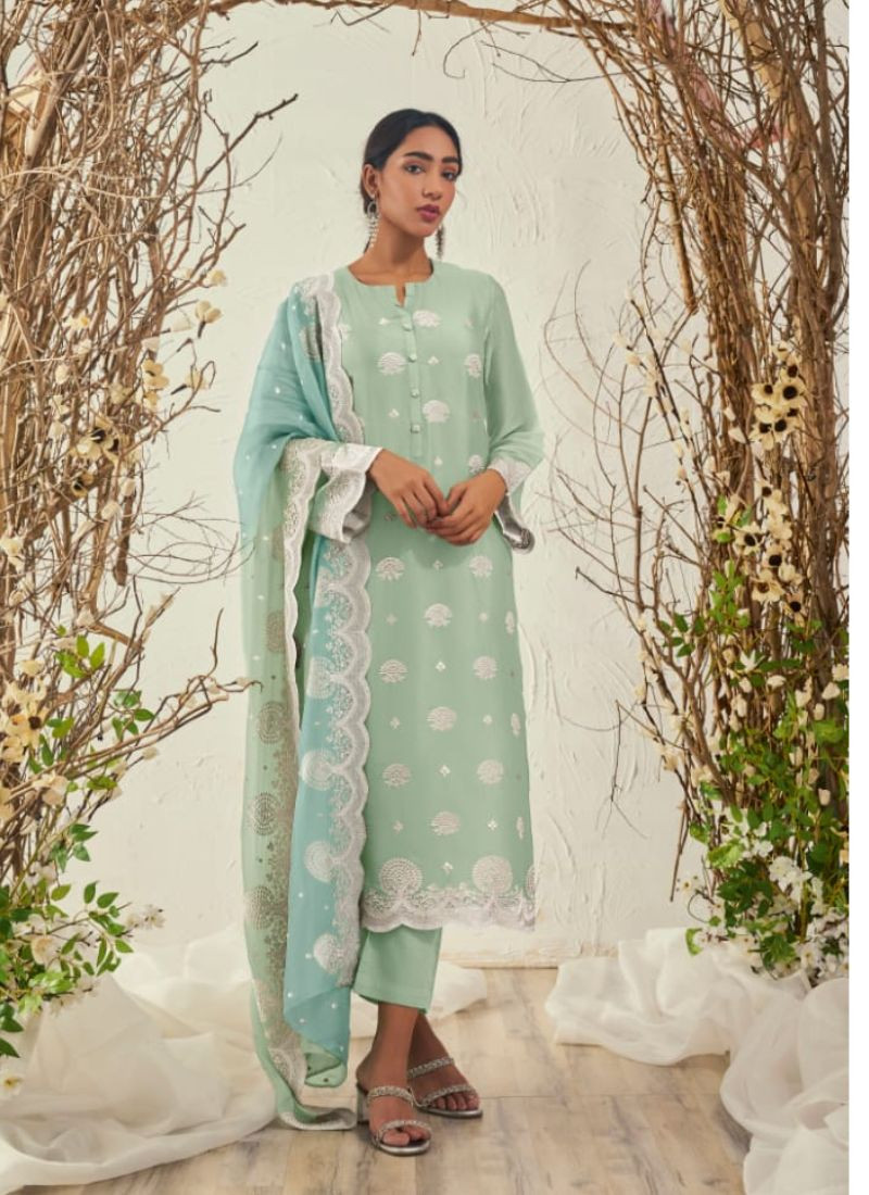 Zari Embroidery Suit Set in Light Green